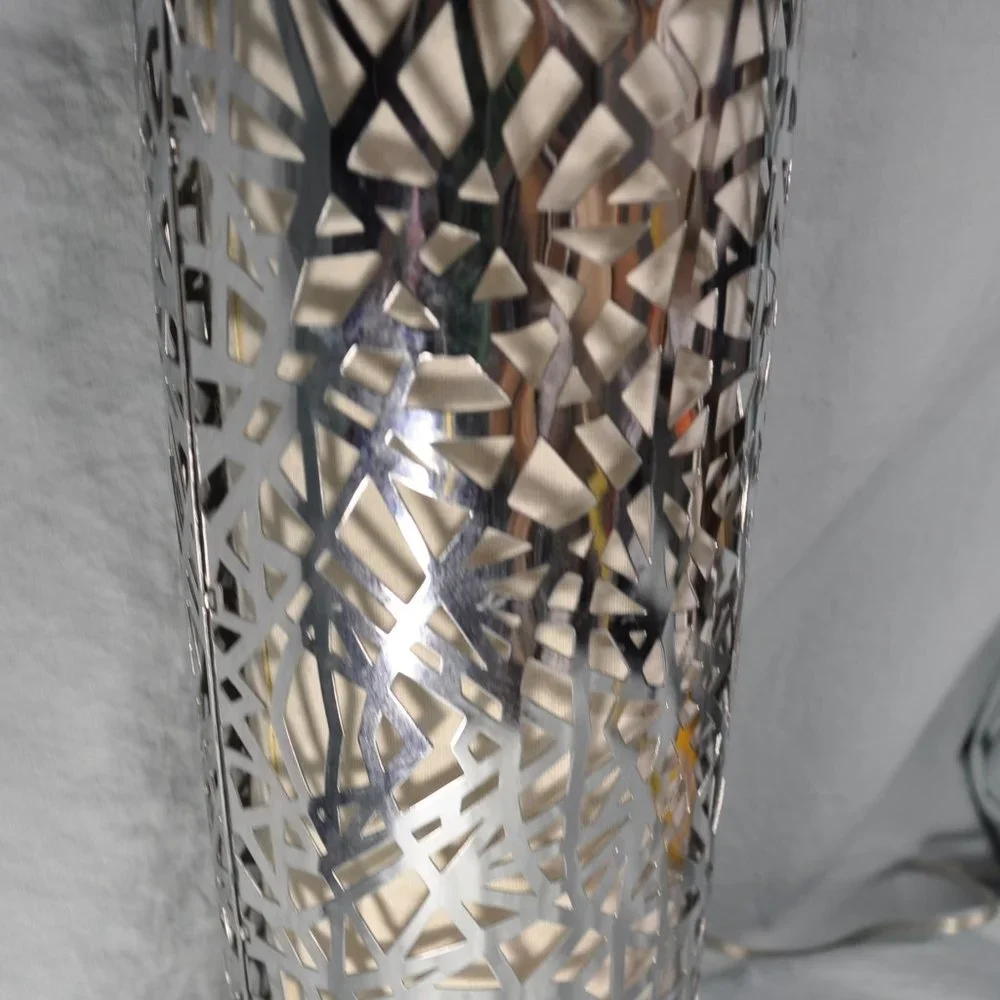SALE* silver metal bird nest 16